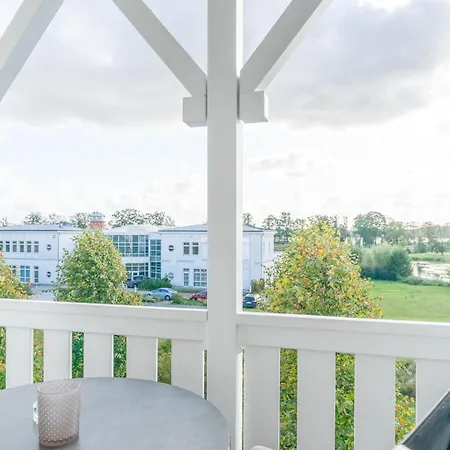 360, Seepark Apartment *