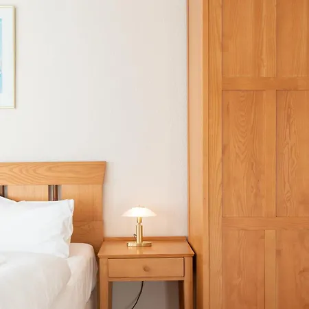 360, Seepark Apartment *