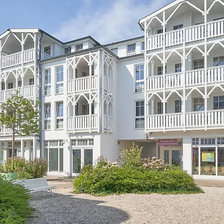 360, Seepark Apartment